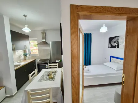 Moonlight Apartment 2 Berat Отели рядом с достопримечательностью «Берат Касл»