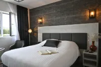 Logis Clermotel - Hôtel & Restaurant Hôtels à : Saint-Rimault