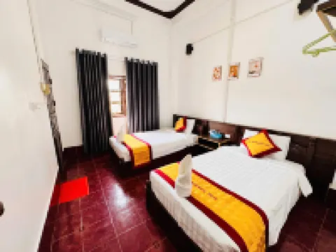 Jungle Backpackers Terrace View