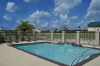 Hampton Inn Orange Hotels in Vinton