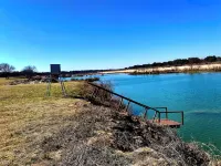 Riverfront Home w/kayaks, firepit, grill, fish 8mi Coopers 8mi Castell Gen Store