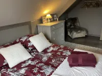 Cottage in the forest with heated pool from May to October