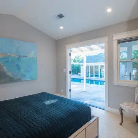 Sonoma Square Gem! Charming New Farmhouse w Pool + Private Detached Guest Suite