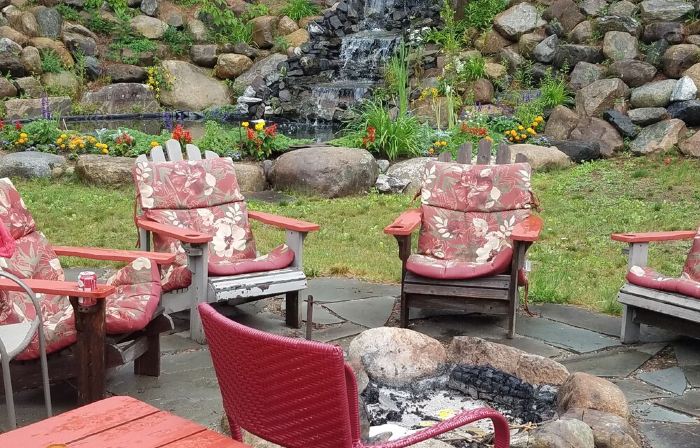 PET-FRIENDLY - Wonderfully Situated. A Truly Beautiful Setting.