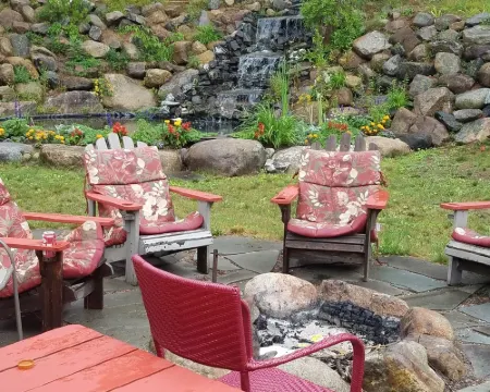 PET-FRIENDLY - Wonderfully Situated. A Truly Beautiful Setting. Hotels in Johnsburg