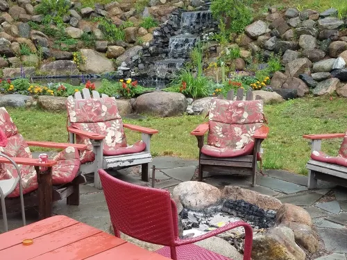 PET-FRIENDLY - Wonderfully Situated. A Truly Beautiful Setting.