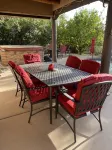 Peaceful desert Oasis, pool & spa! Pets welcome, golf, hiking, riding, dining.