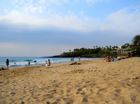 Steps Away from Black Sand Beach Отели рядом с достопримечательностью «Уайт Сандс Виллидж»