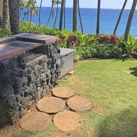 STUNNING OCEANFRONT PENTHOUSE 2Bd/2Ba *Fully Renovated, Pool * Poipu Palms Koloa