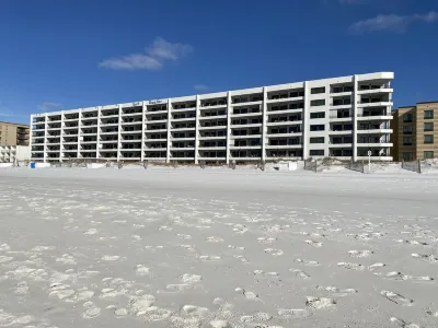 Beachfront Beauty. Amazing Gulf Views! Oversized Patio with Direct Beach Access.