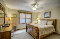Family Friendly Condo- Walk to Main Street and Town Lift