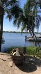 Delightful Riverfront One Bedroom Cottage w/ boat dock-End of  Summer Specials!!