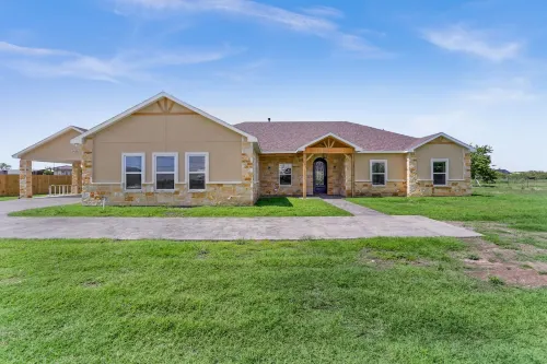 Perfect Home for Lg Groups, Travelers w/kids, Bonus 5k sqft Venue for Events! Hotels in Johnson County