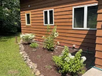 Serene Lake House Hotels in Lenroot