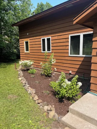 Serene Lake House Отели в г. Ленрут