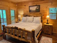 Mountain Lakefront Log Cabin on Lake Nottely in Blairsville and near Blue Ridge