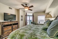 4 Bdrm Condo Ocean Front! Wonderful Furnishings. - Private Pools
