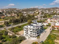 Sanders Eduardovich - Lovely 2-Bdr with Balcony