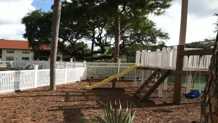 FABULOUS View of Pond!  STEPS to Pools/Tennis & Clubhouse! Fall Rates 99 dollars