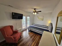 Ocean View Home-Easy Walk to Beach/Shops/Food-Pet Friendly-Just Off Ocean Ridge