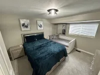 DEER CAVERN secluded 4 bedroom 2 bath house East Sandy base of Alta & Snowbird