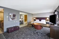Hampton Inn & Suites by Hilton Columbus-Easton Area فنادق في New Albany