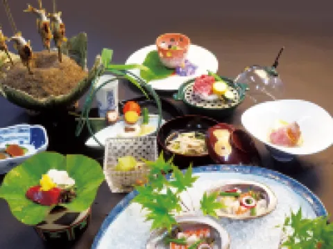 礪波野莊川莊一萬亭 礪波市酒店