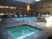 Woodfield Inn and Suites - 2-Star