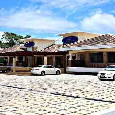 塔蓋泰湖景飯店 Hotel Exterior