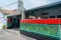 Capital O 92929 Hotel New Tirta Kencana Syariah Hôtels à : East Tegal