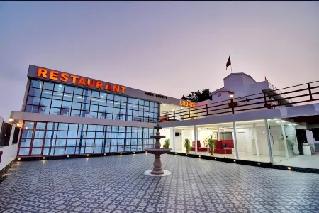 Gods County Hotels & Resorts