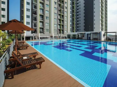 Alami Garden Hotel Отели рядом с достопримечательностью «Wisma MBSA»