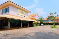 P.Paradise Hotel Отели в г. 