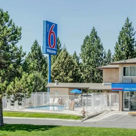 Motel 6 Spokane, WA - West