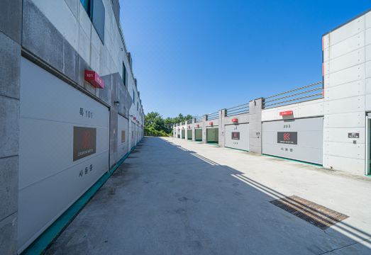 휴무인텔 깔끔한 객실