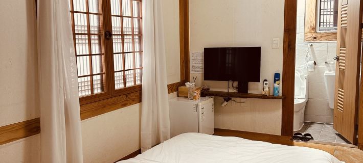 Jeonju Deoksugung Hanok Stay โรงแรมในจอนจู