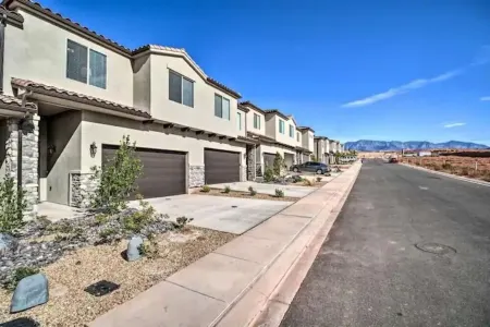 Zion Retreat - Hot Tub Private & Fire-pit