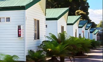 Motel Strahan