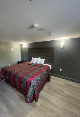 Travelers Rest Motel