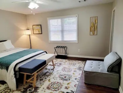 Backyard Oasis by Lake Peachtree Hotels near Clayton State University Fayette Location
