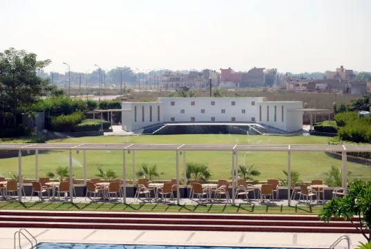 比瓦迪樹屋俱樂部水療酒店