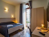 Villino Milano Hotels near رومولو