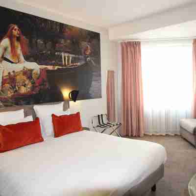 HÔTEL LA CAPELLE MILLAU Rooms