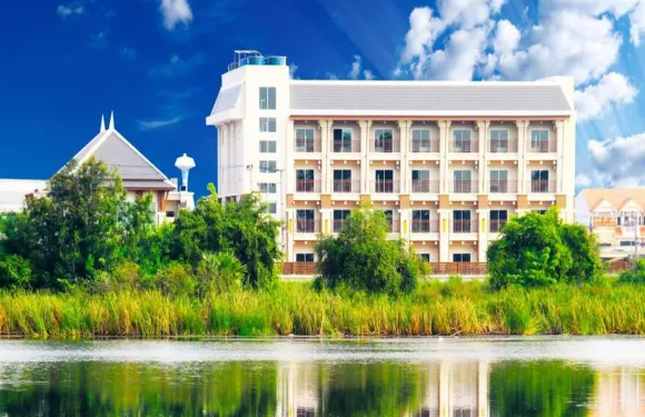 孔敬The Lake酒店