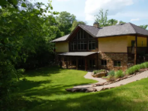 Makanda Inn Hotels in Jackson County