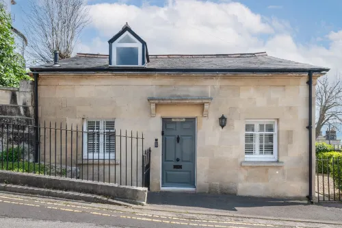 Bath Circle Camden Lodge House - บังกะโล