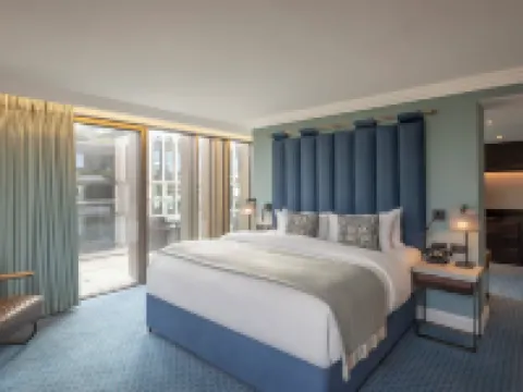 โรงแรมเคลย์ตัน แคมบริดจ์ โรงแรมในเคมบริดจ์