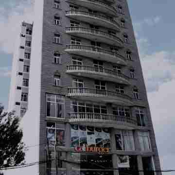 Yellow Apple Hotel Hotel Exterior