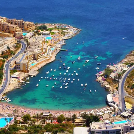 Idyllic Apartment Steps from the Promenade