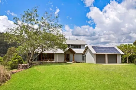 Eco Lodge Mapleton Отели в г. Мейплтон